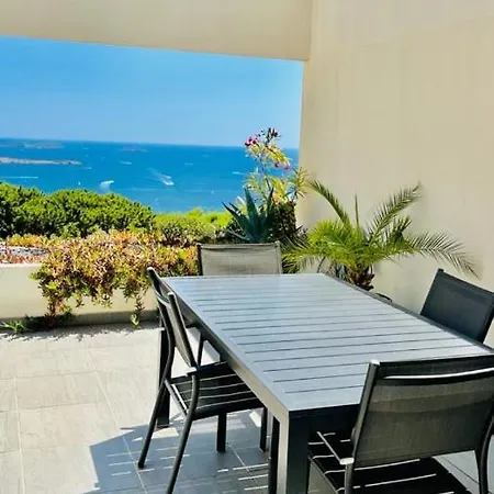 Apartment Vue Imprenable Et Piscine