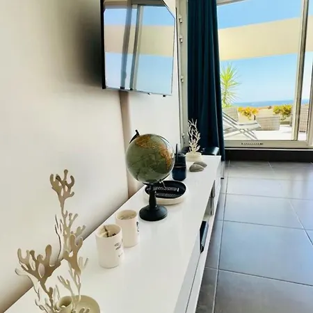 Vue Imprenable Et Piscine Bandol